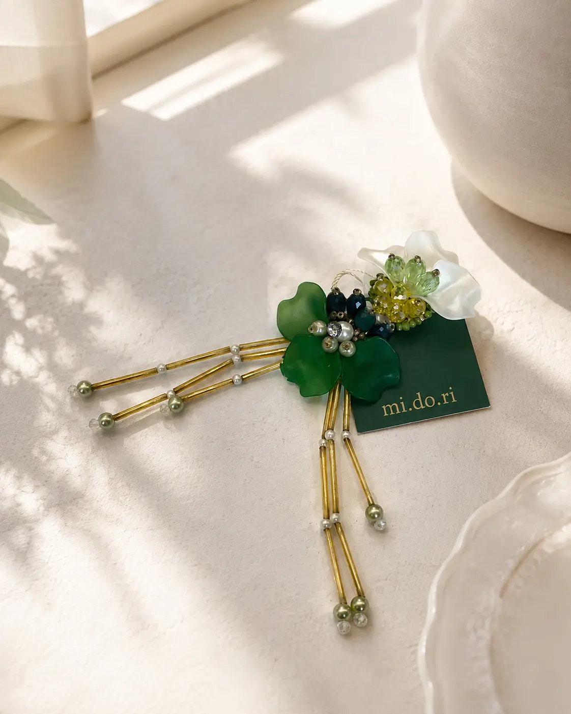 Zamrud Brooch — TUTUTBI HANDMADE